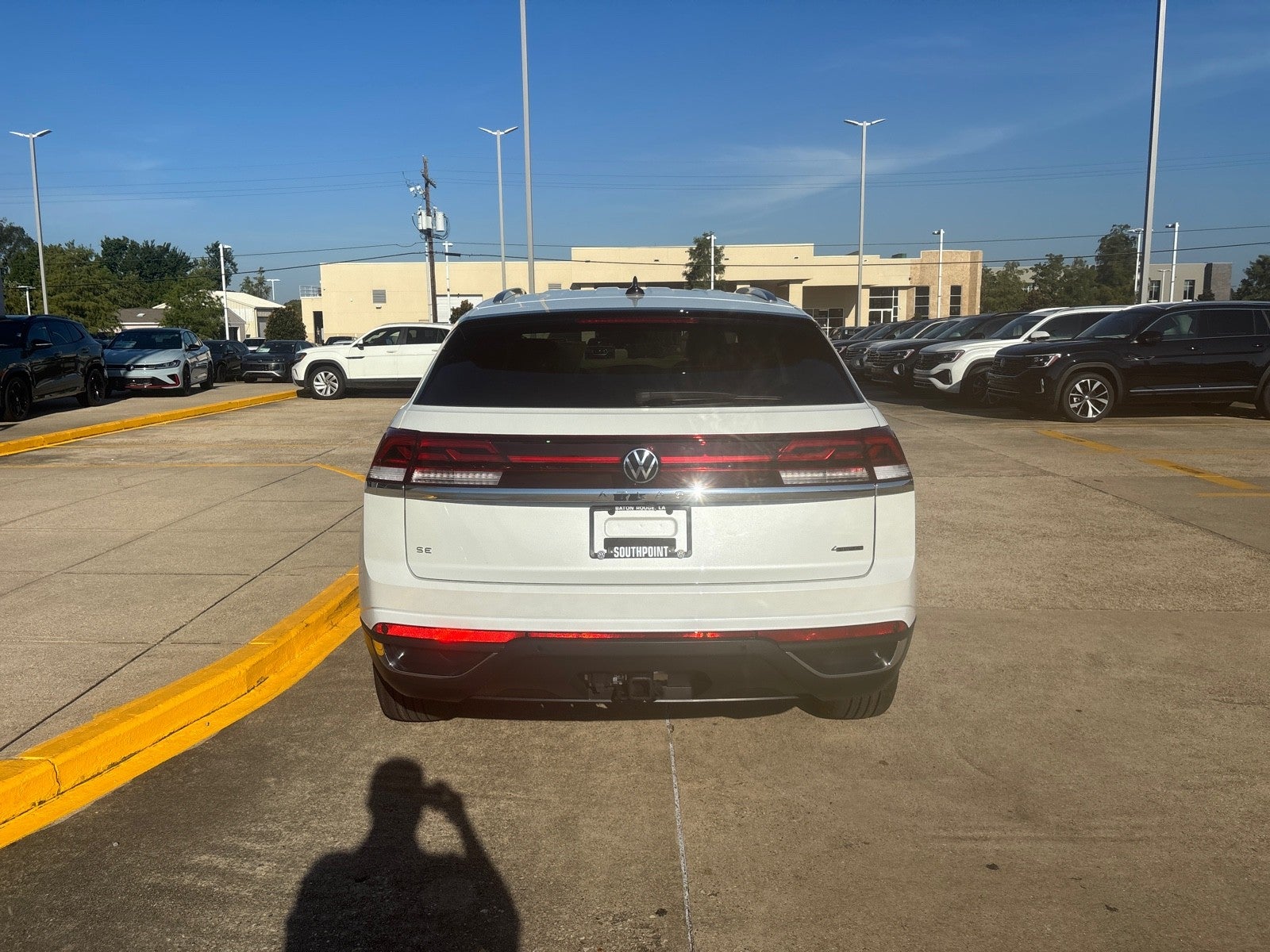 2026 Volkswagen Atlas Cross Sport 2.0T SE w/Technology