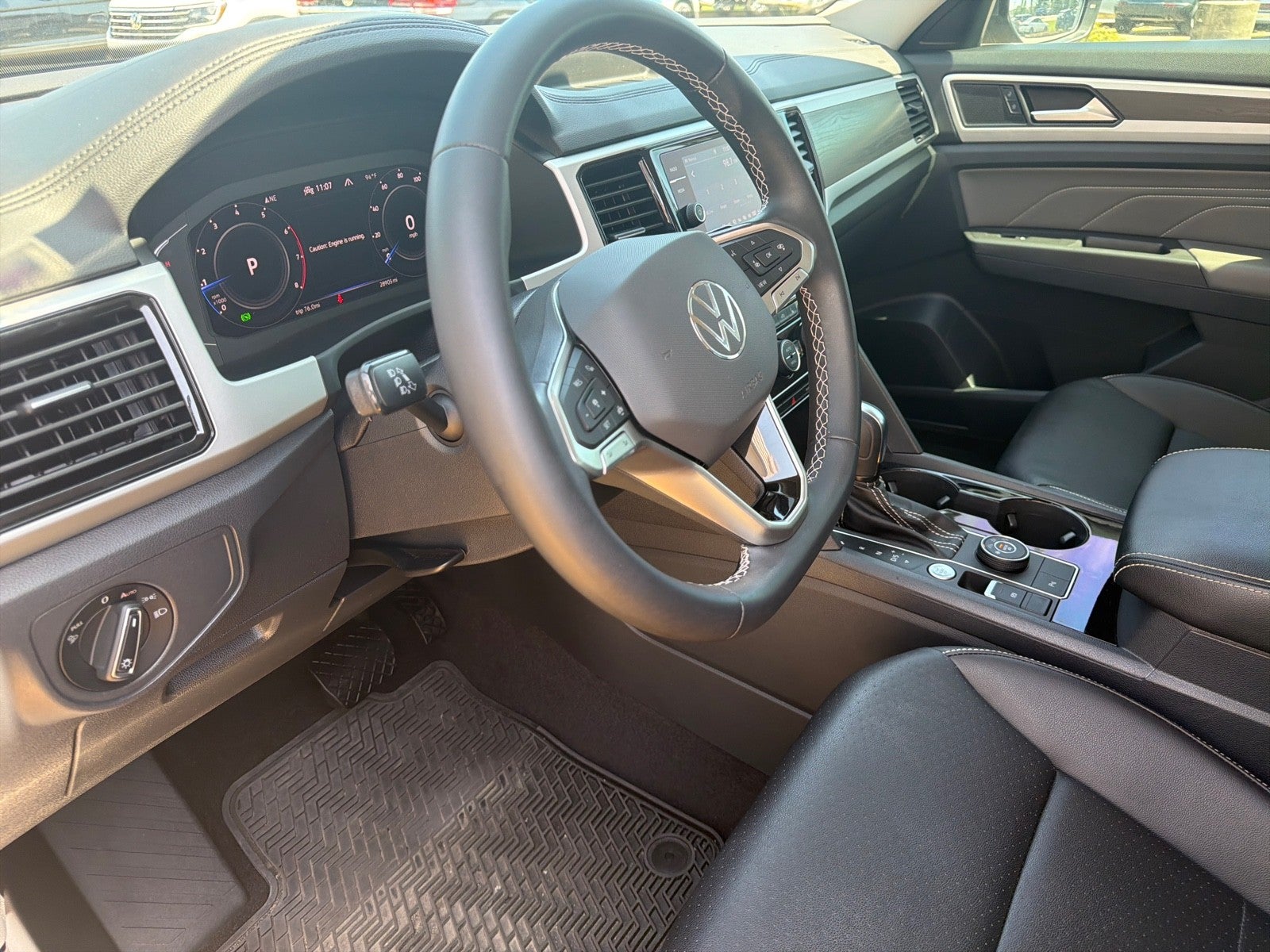2022 Volkswagen Atlas 3.6L V6 SE w/Technology