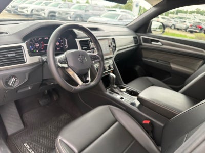 2023 Volkswagen Atlas Cross Sport 2.0T SE w/Technology