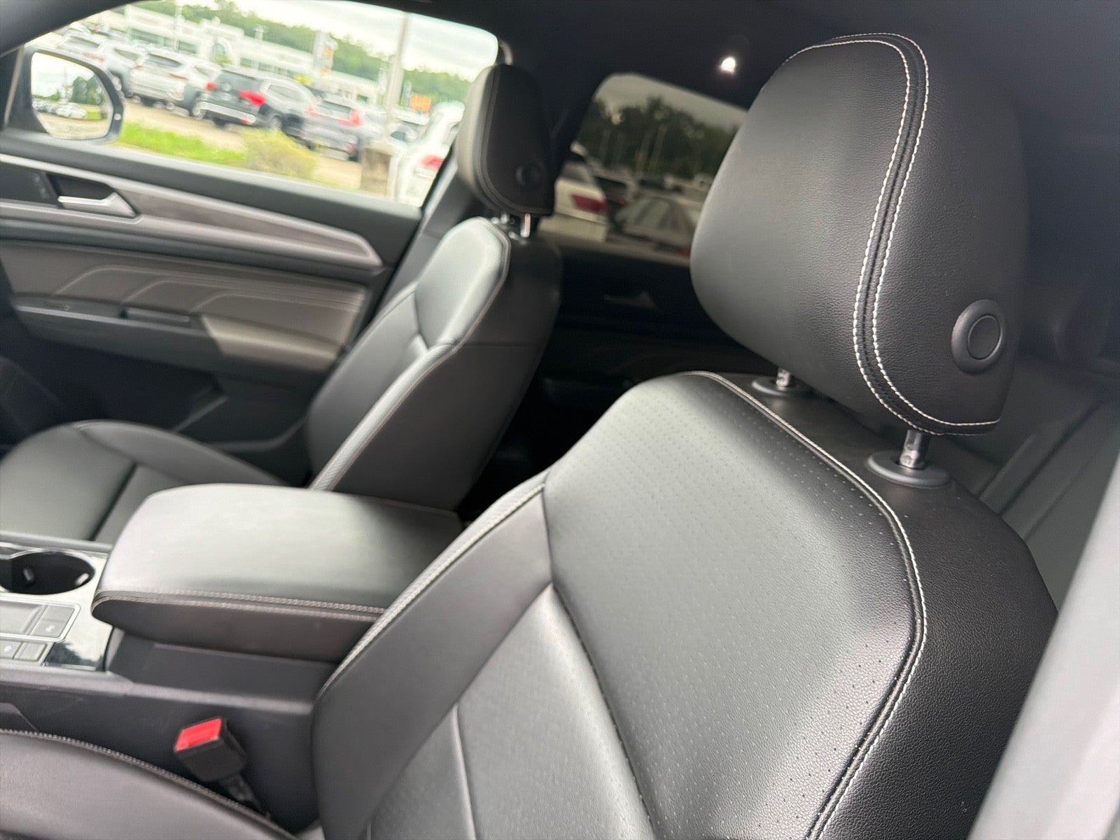 2023 Volkswagen Atlas Cross Sport 2.0T SE w/Technology