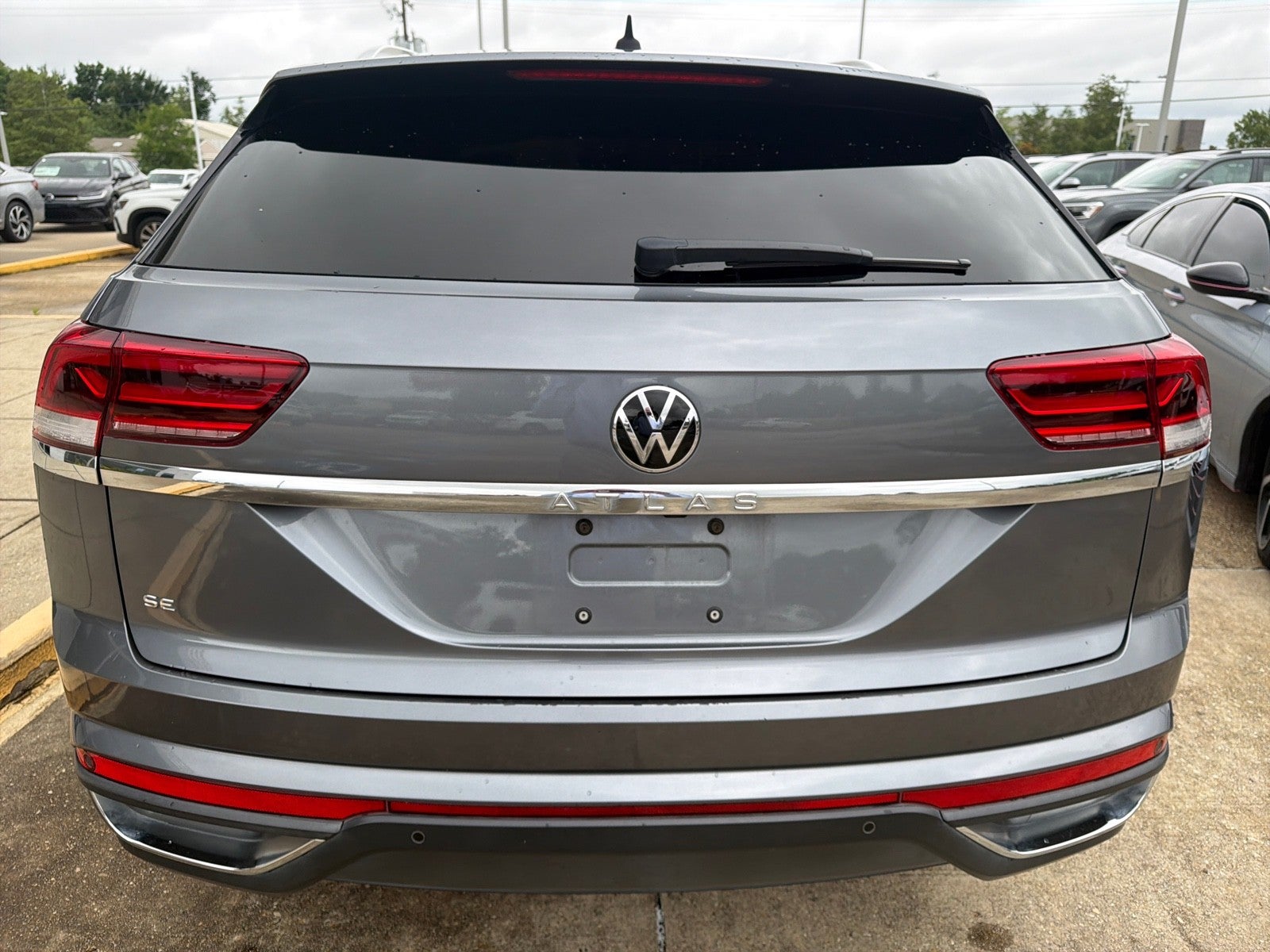 2023 Volkswagen Atlas Cross Sport 2.0T SE w/Technology