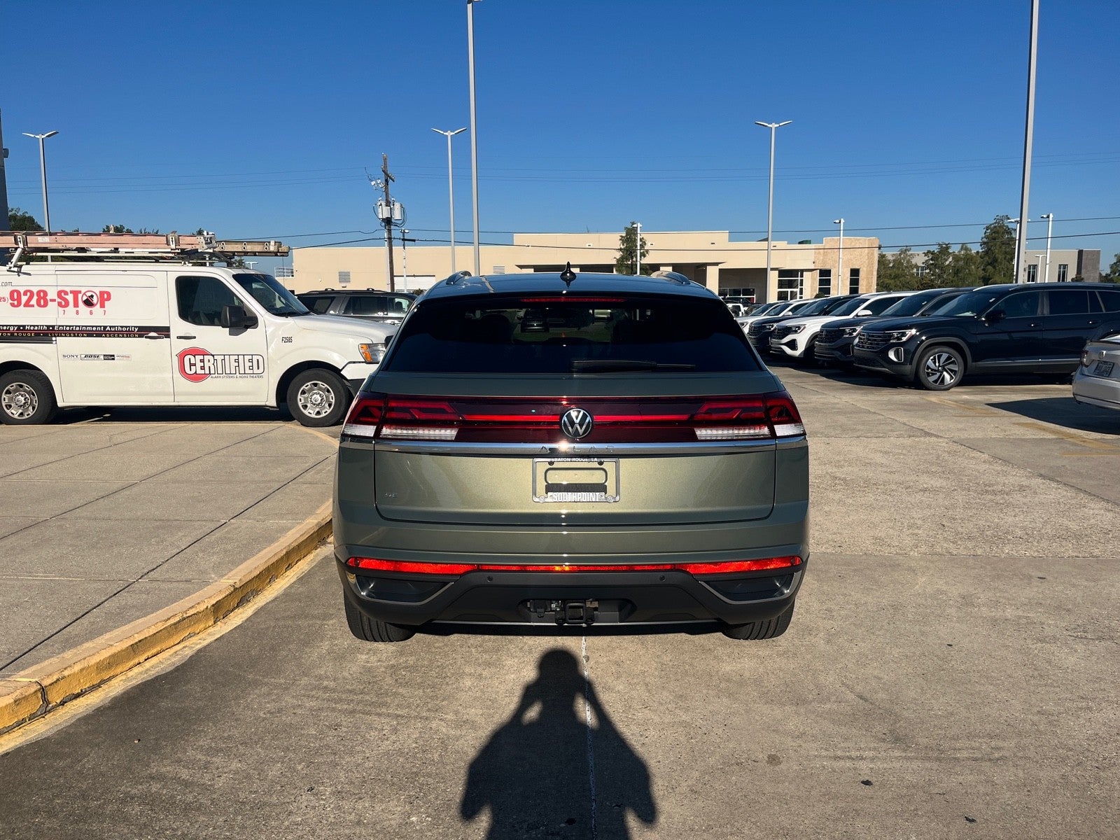 2026 Volkswagen Atlas Cross Sport 2.0T SE w/Technology