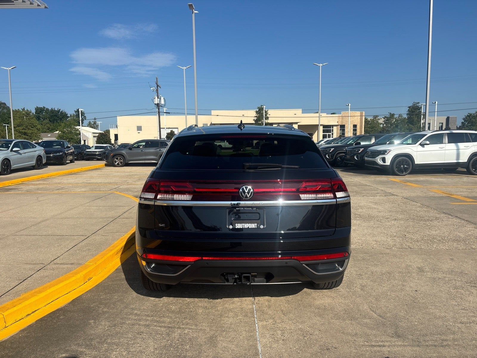 2026 Volkswagen Atlas Cross Sport 2.0T SE w/Technology