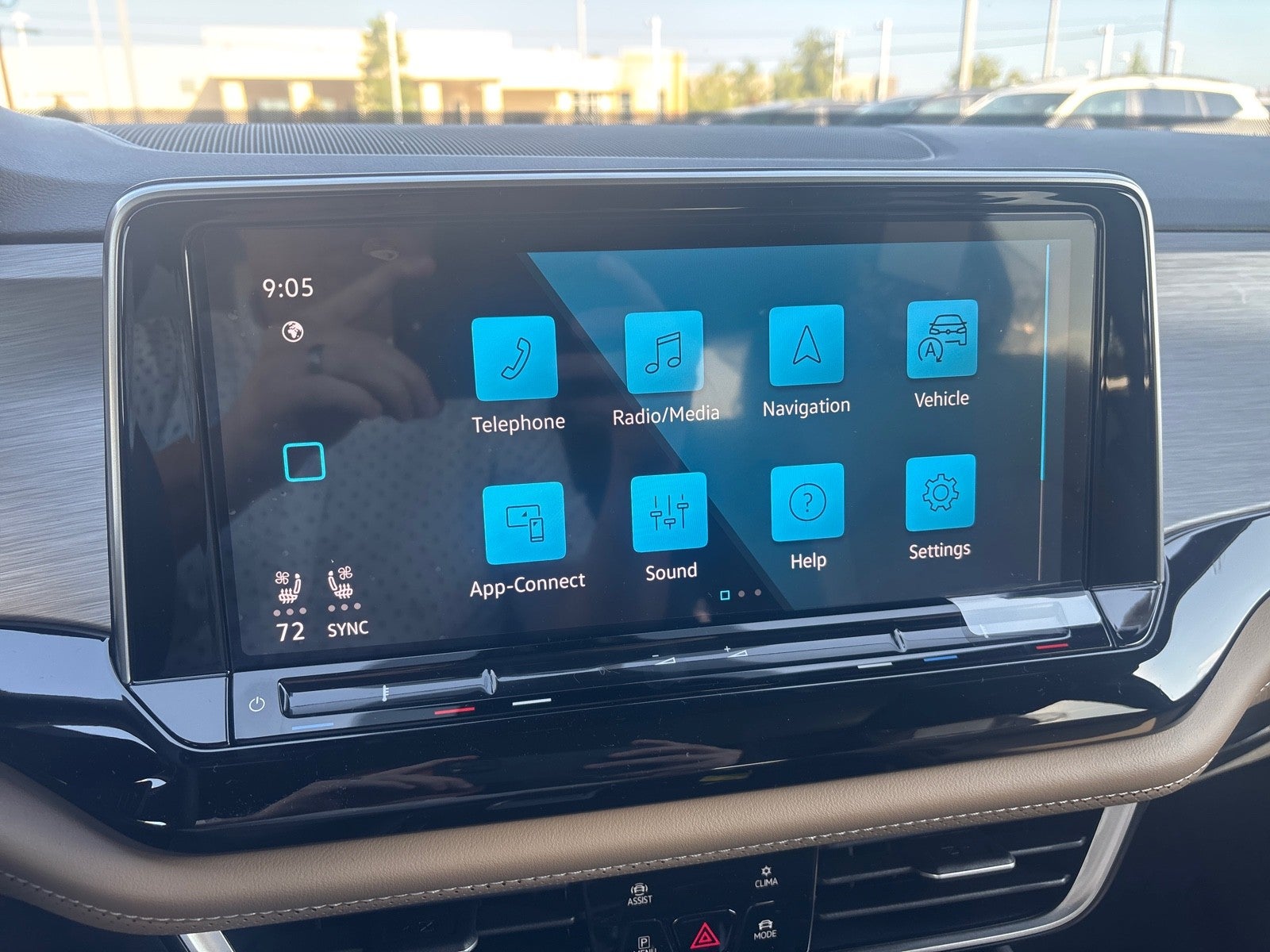 2026 Volkswagen Atlas Cross Sport 2.0T SE w/Technology