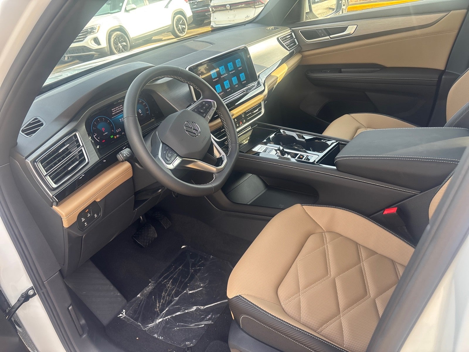 2026 Volkswagen Atlas Cross Sport 2.0T SE w/Technology