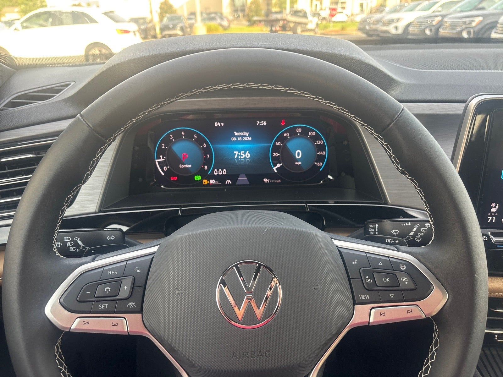 2026 Volkswagen Atlas Cross Sport 2.0T SE w/Technology