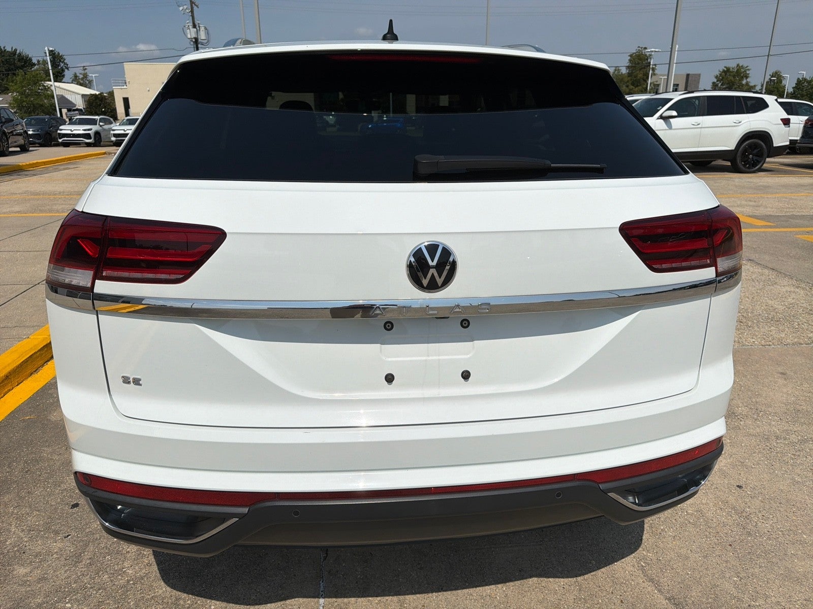 2023 Volkswagen Atlas Cross Sport 2.0T SE w/Technology