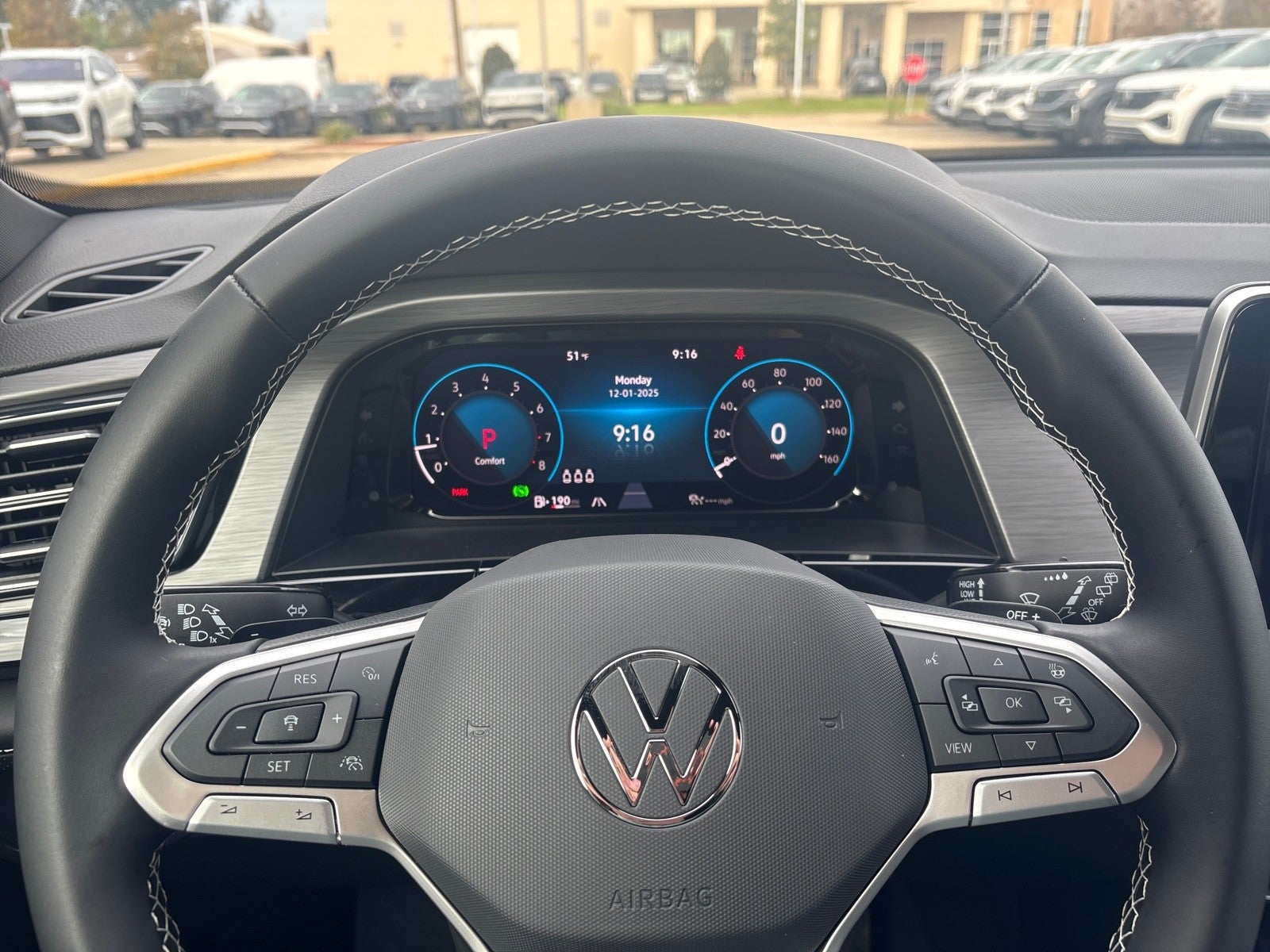 2026 Volkswagen Atlas Cross Sport 2.0T SE w/Technology