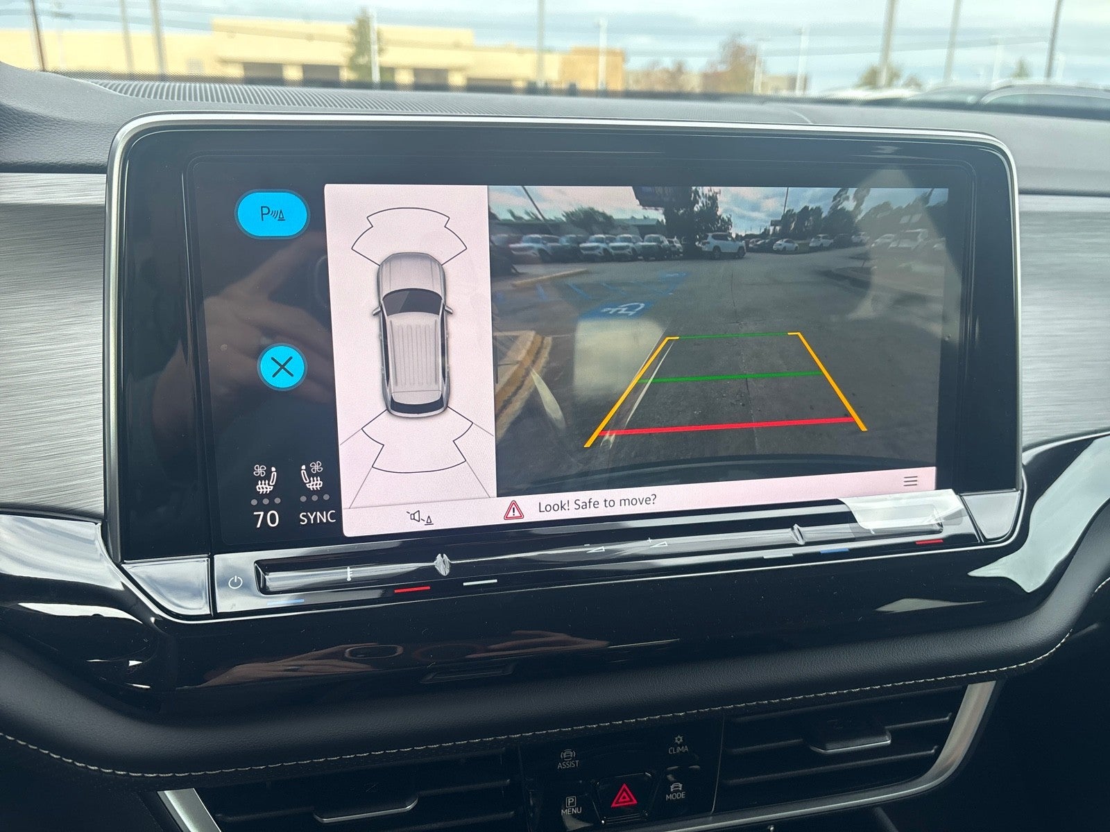 2026 Volkswagen Atlas Cross Sport 2.0T SE w/Technology