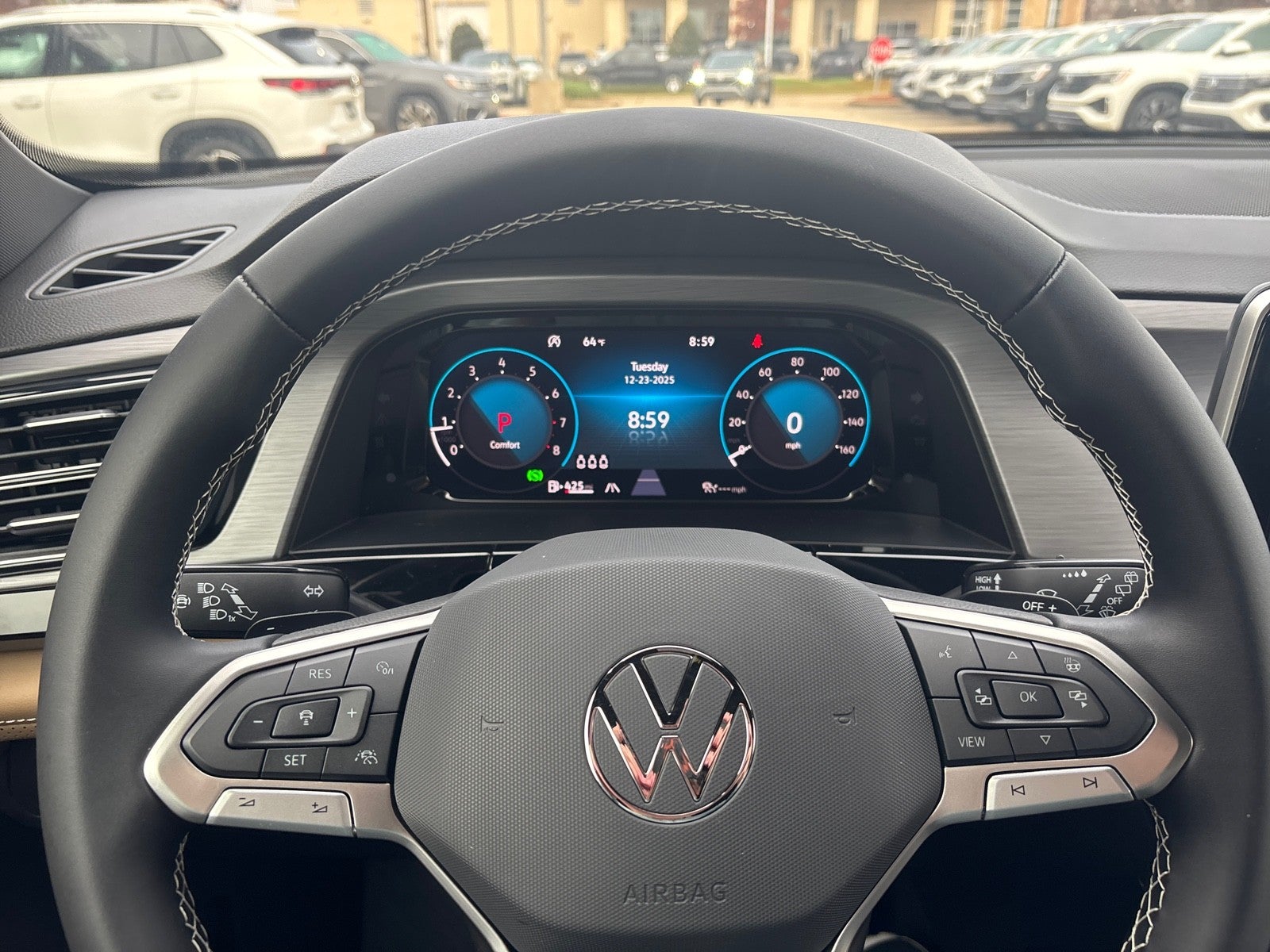 2026 Volkswagen Atlas Cross Sport 2.0T SE w/Technology