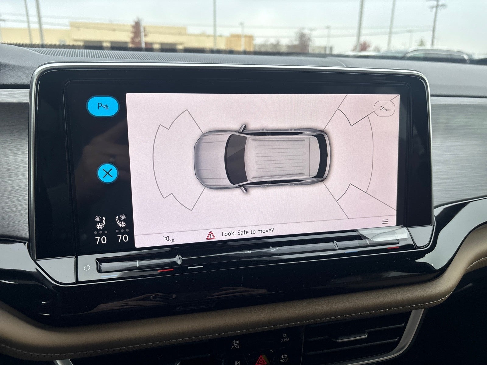 2026 Volkswagen Atlas Cross Sport 2.0T SE w/Technology