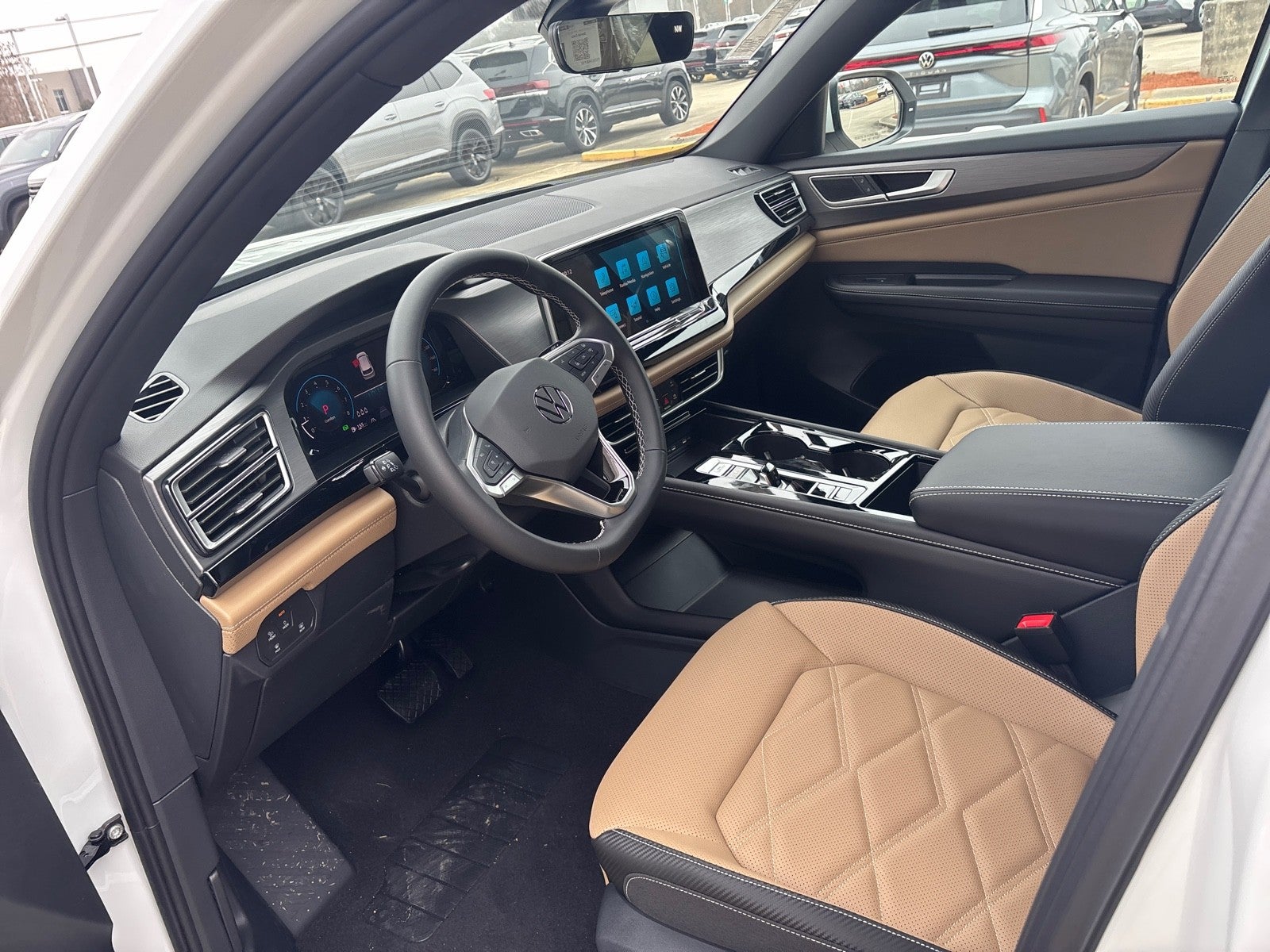 2026 Volkswagen Atlas Cross Sport 2.0T SE w/Technology