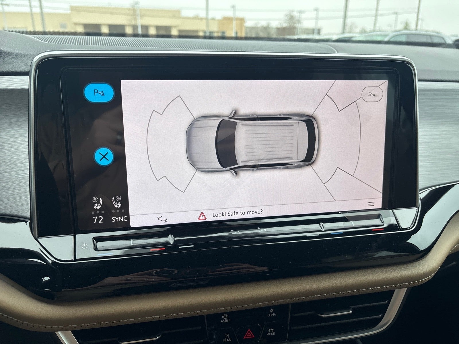 2026 Volkswagen Atlas Cross Sport 2.0T SE w/Technology