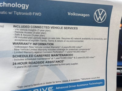 2026 Volkswagen Atlas Cross Sport 2.0T SE w/Technology