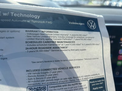 2026 Volkswagen Atlas Cross Sport 2.0T SE w/Technology