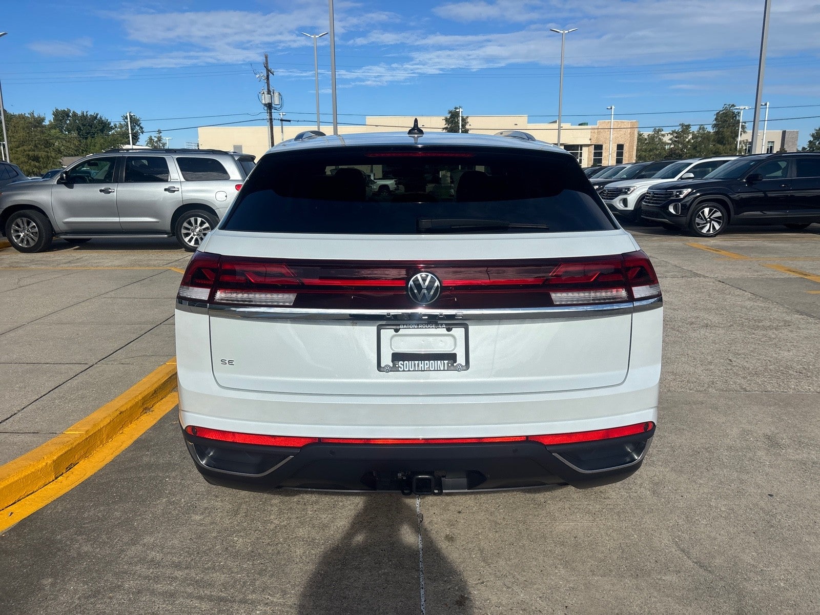 2026 Volkswagen Atlas Cross Sport 2.0T SE w/Technology
