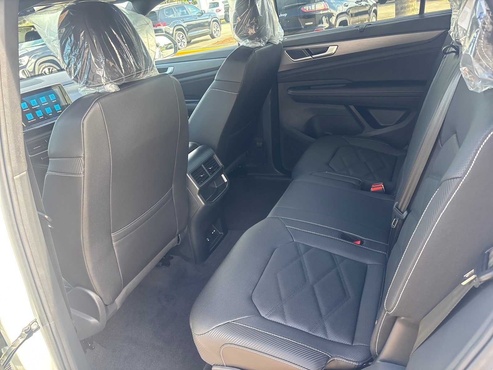 2026 Volkswagen Atlas Cross Sport 2.0T SE w/Technology