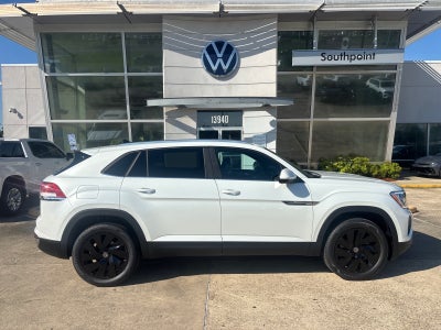 2026 Volkswagen Atlas Cross Sport 2.0T SE w/Technology