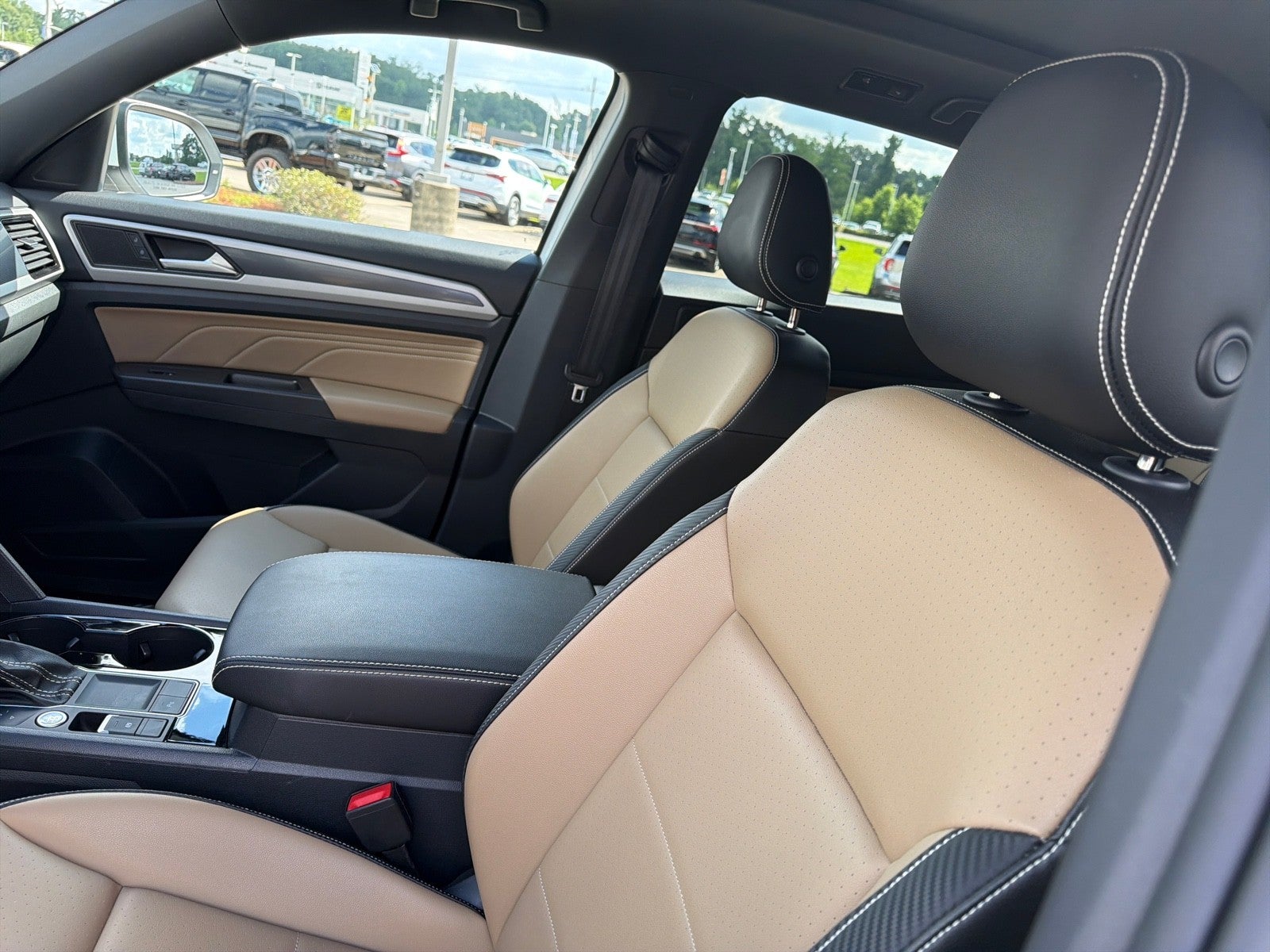 2023 Volkswagen Atlas Cross Sport 2.0T SE w/Technology