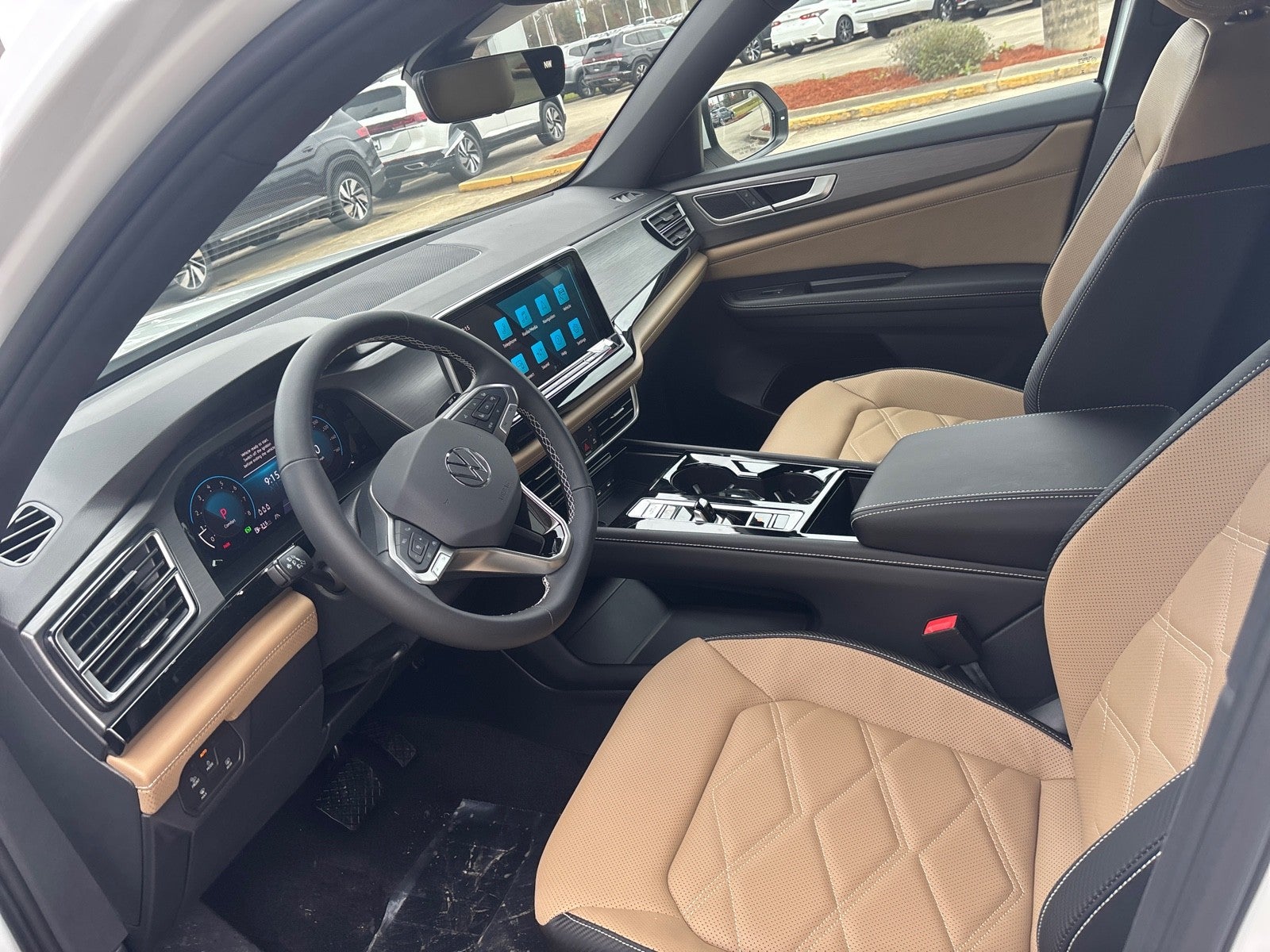 2026 Volkswagen Atlas Cross Sport 2.0T SE w/Technology