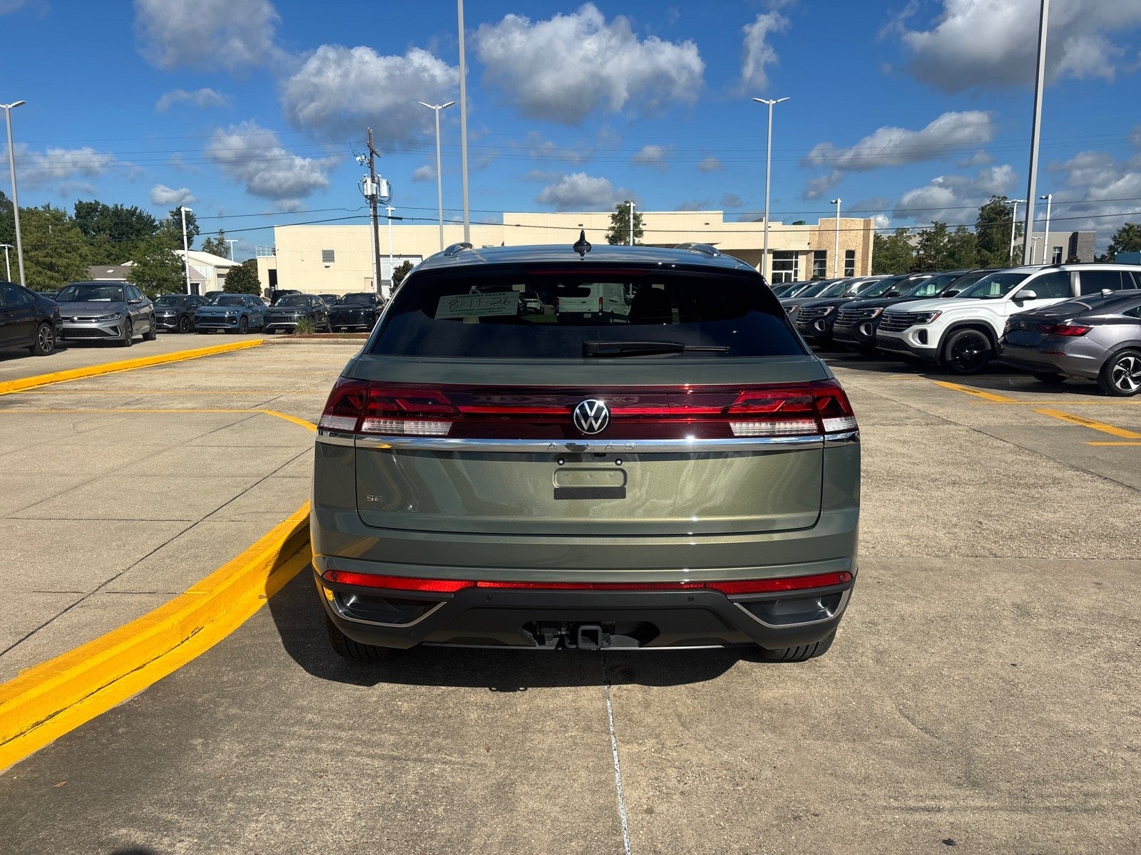 2026 Volkswagen Atlas Cross Sport 2.0T SE w/Technology