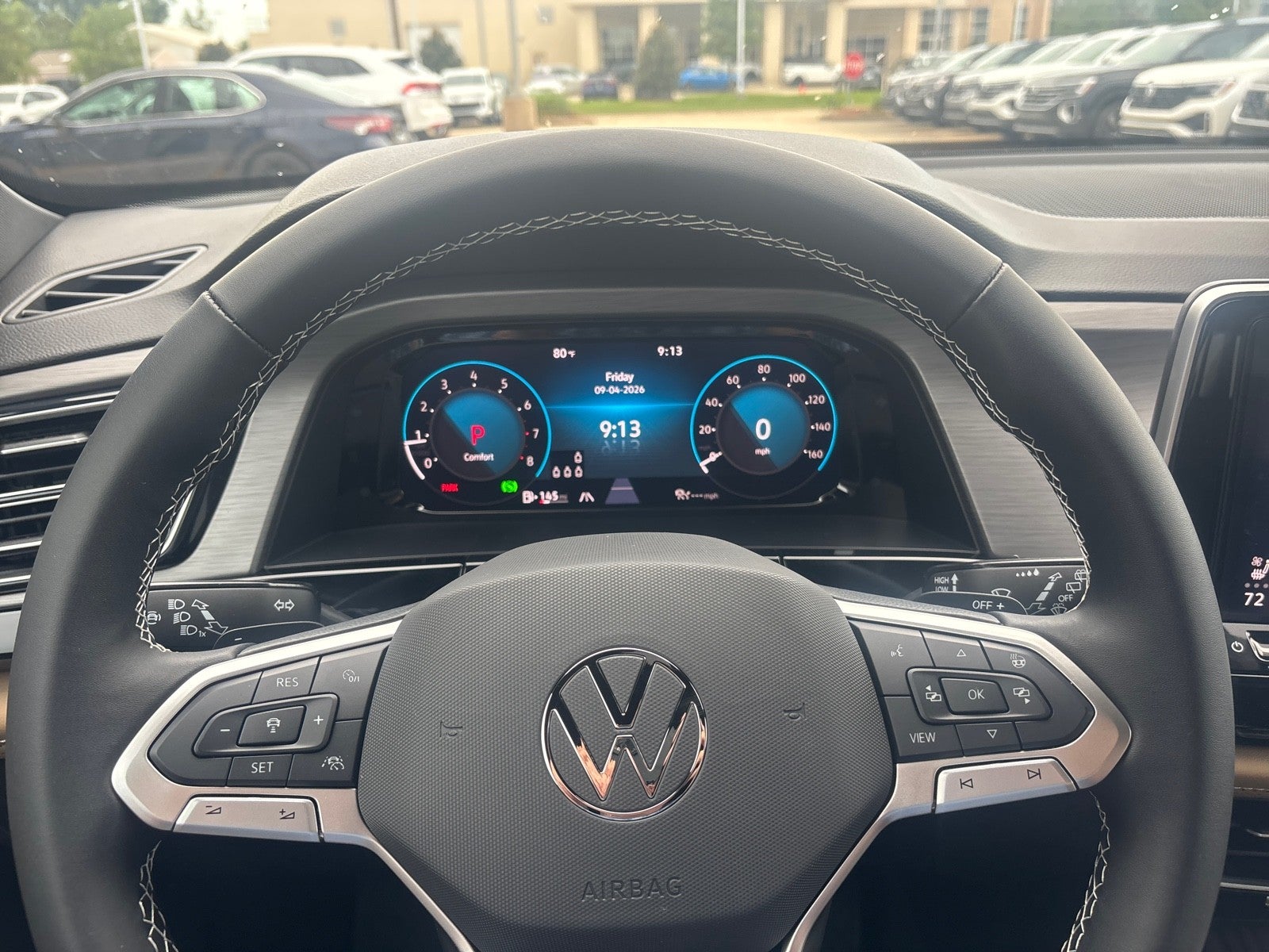 2026 Volkswagen Atlas Cross Sport 2.0T SE w/Technology