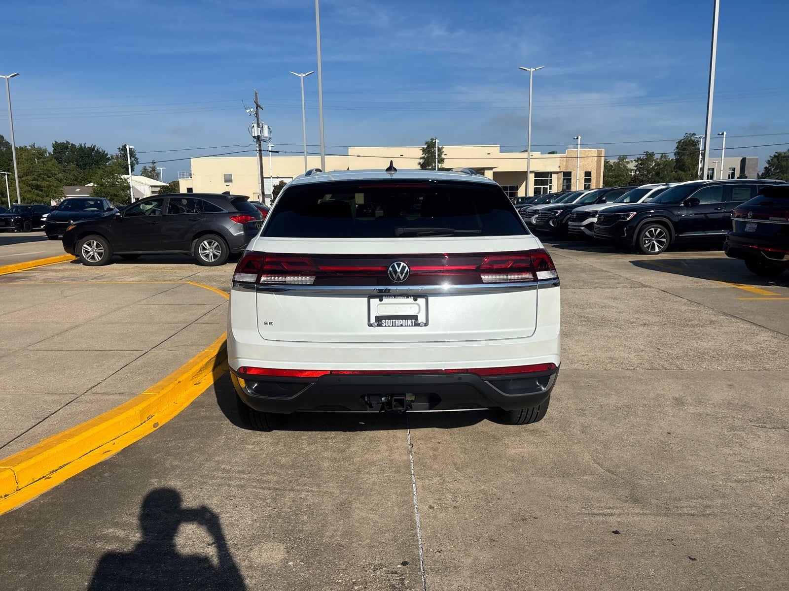 2026 Volkswagen Atlas Cross Sport 2.0T SE w/Technology