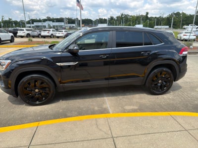 2024 Volkswagen Atlas Cross Sport 2.0T SE w/Technology