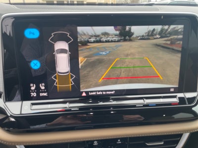 2025 Volkswagen Atlas Cross Sport 2.0T SE w/Technology