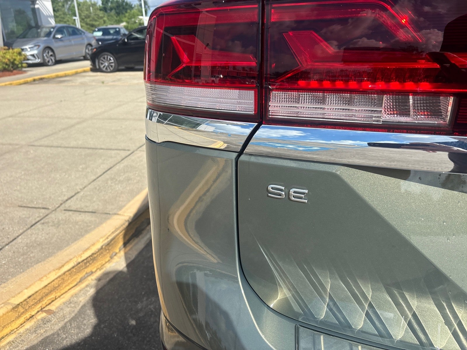 2026 Volkswagen Atlas 2.0T SE w/Technology