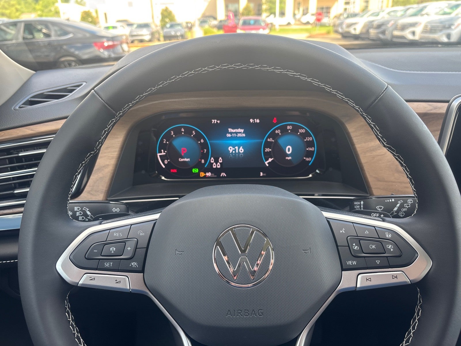 2026 Volkswagen Atlas 2.0T SE w/Technology