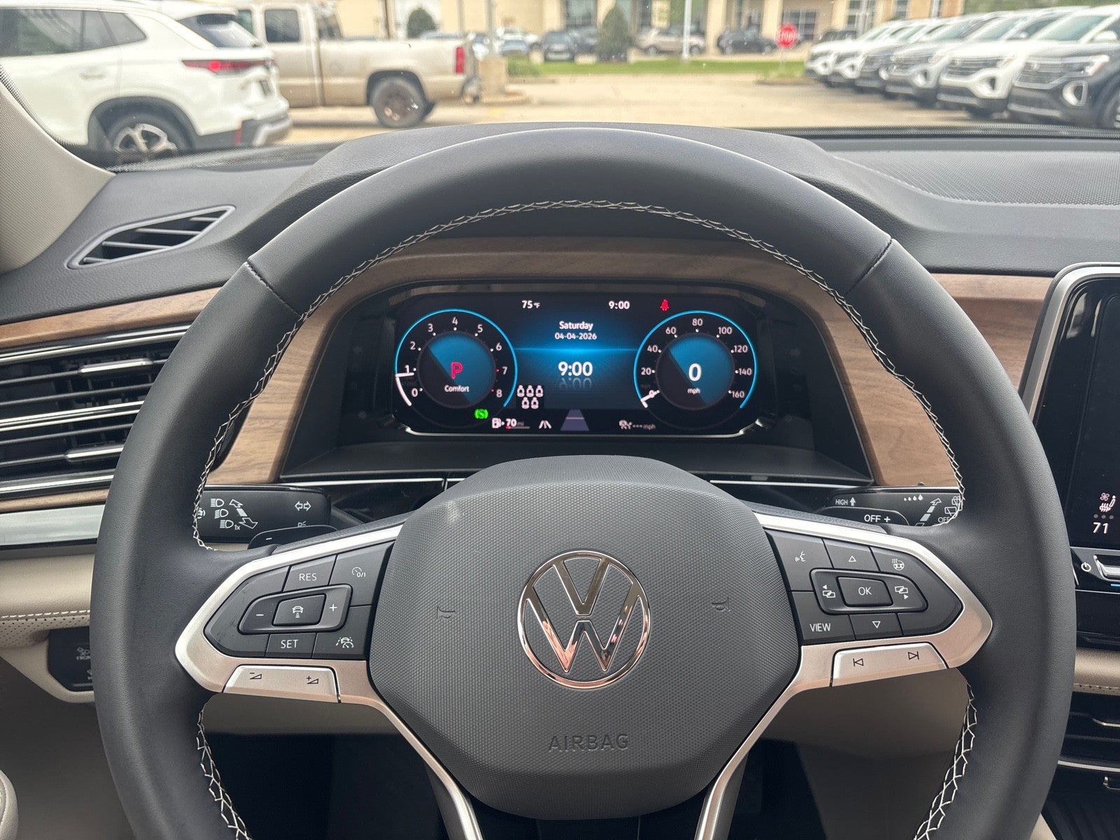 2026 Volkswagen Atlas 2.0T SE w/Technology