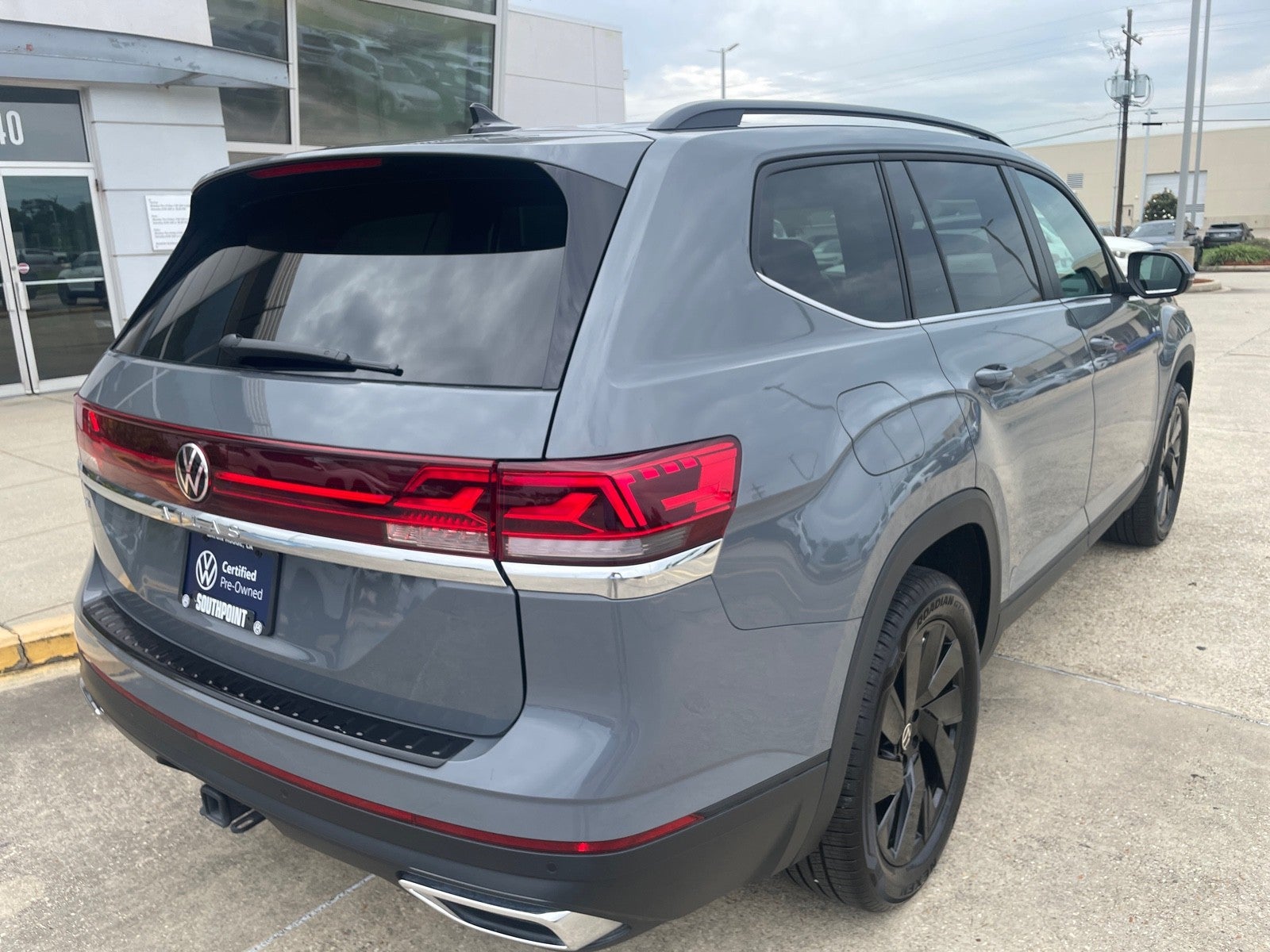 2026 Volkswagen Atlas 2.0T SE w/Technology