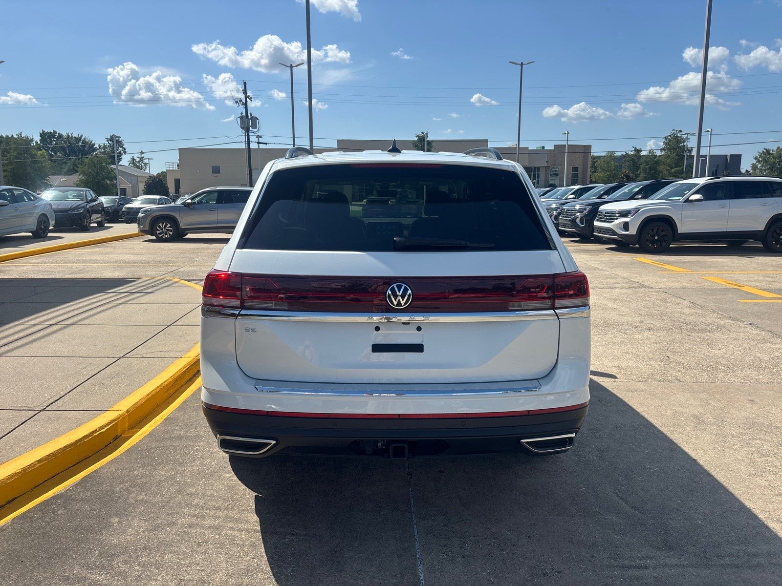 2026 Volkswagen Atlas 2.0T SE w/Technology
