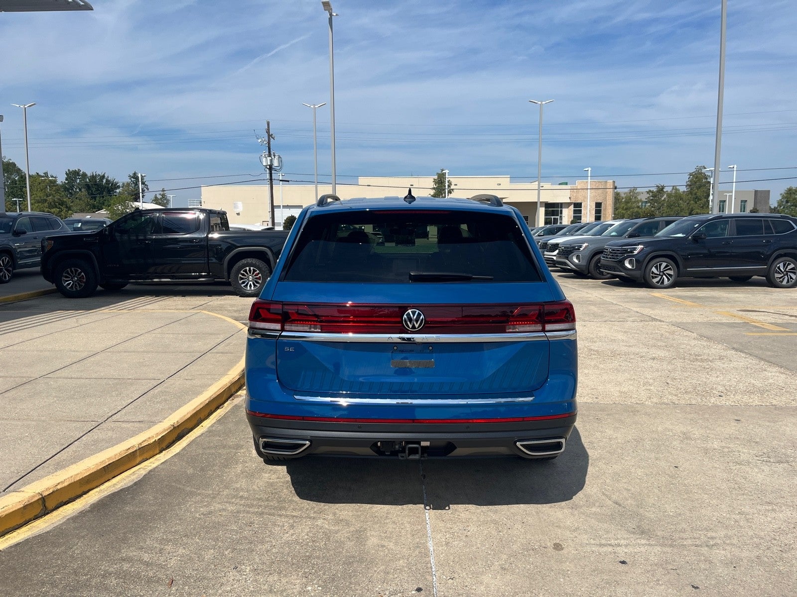 2026 Volkswagen Atlas 2.0T SE w/Technology