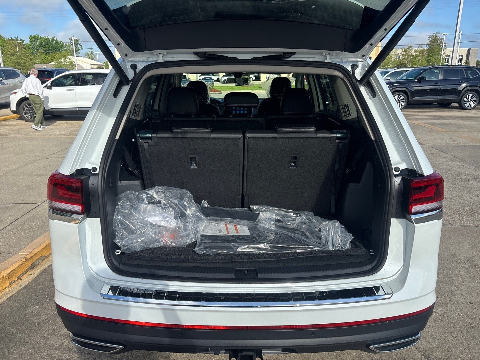 2026 Volkswagen Atlas 2.0T SE w/Technology