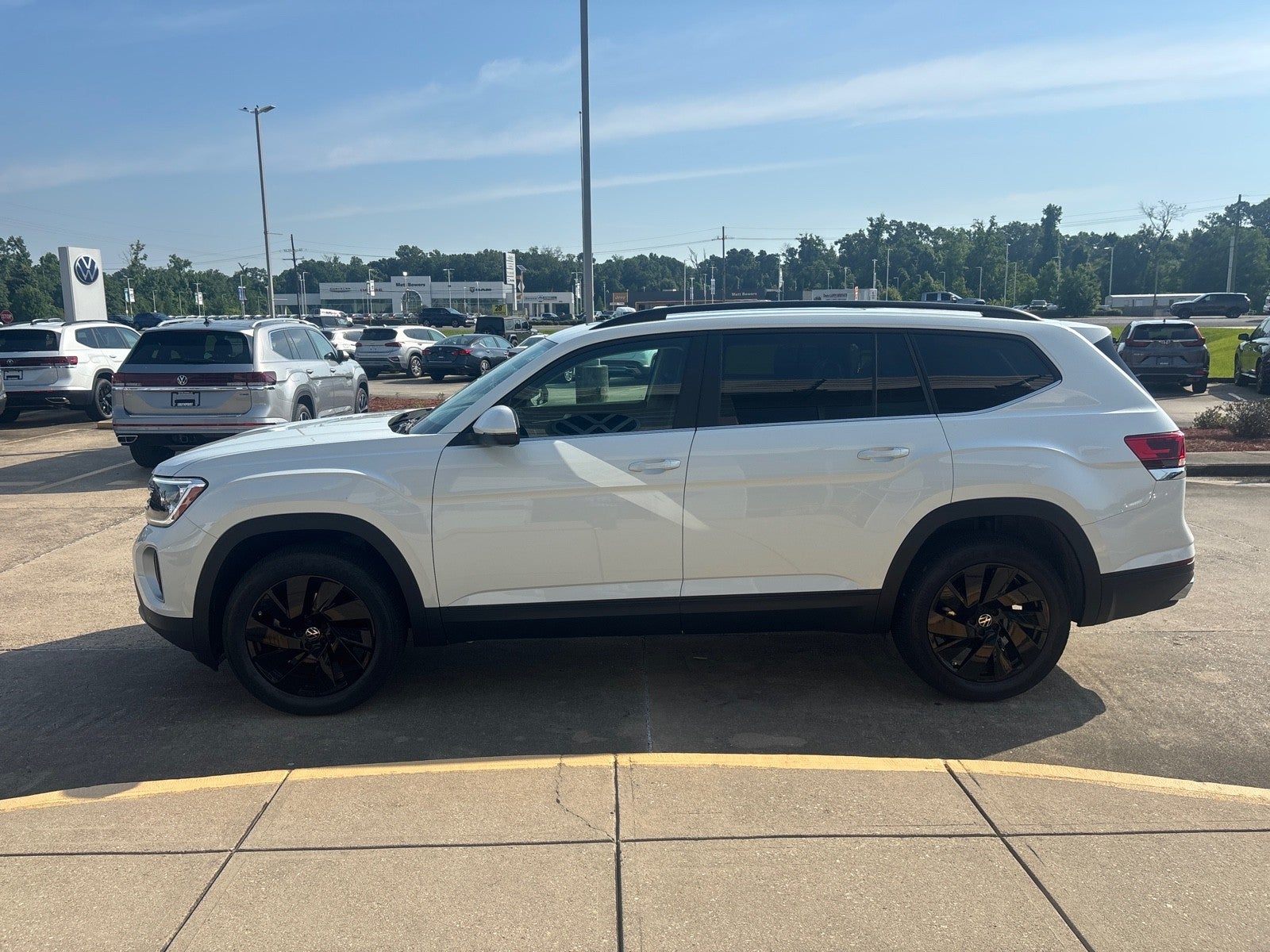 2026 Volkswagen Atlas 2.0T SE w/Technology