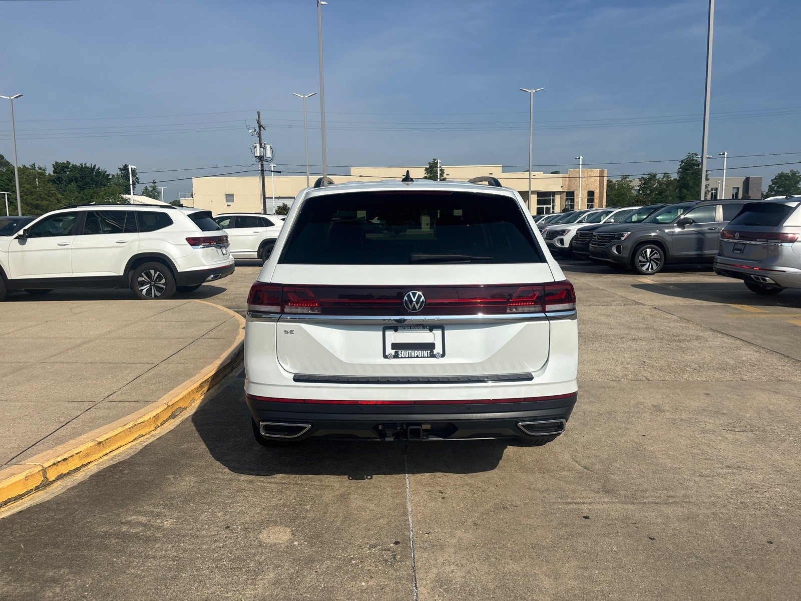 2026 Volkswagen Atlas 2.0T SE w/Technology