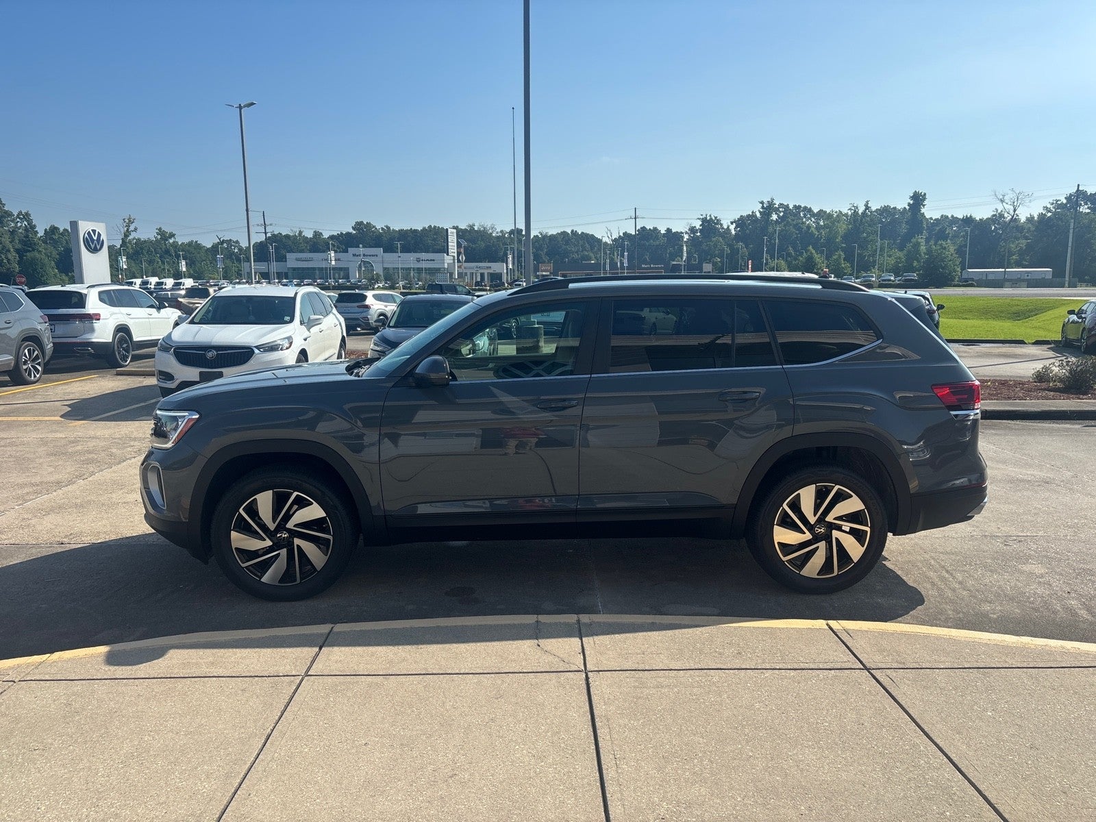 2026 Volkswagen Atlas 2.0T SE w/Technology