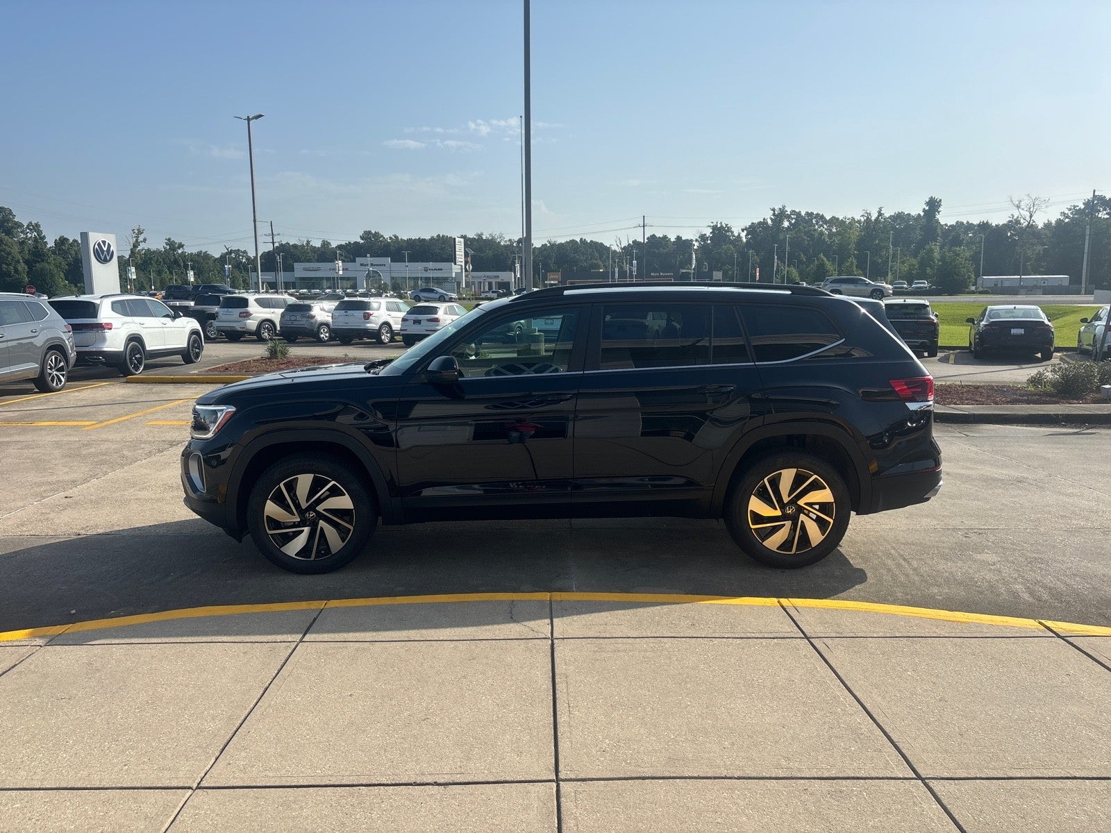 2026 Volkswagen Atlas 2.0T SE w/Technology