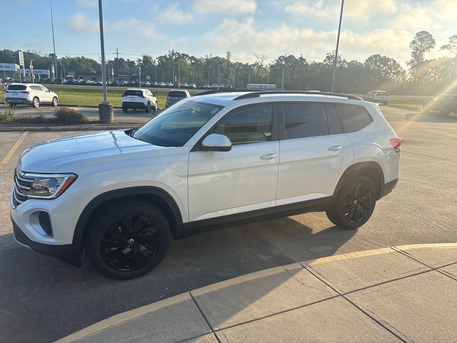 2026 Volkswagen Atlas 2.0T SE w/Technology