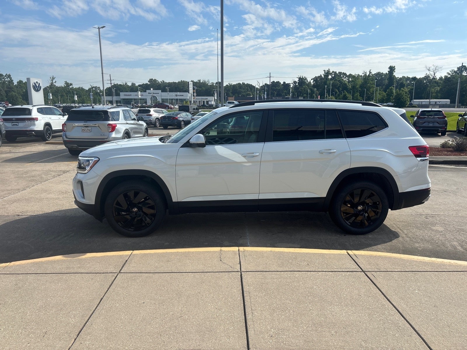 2026 Volkswagen Atlas 2.0T SE w/Technology