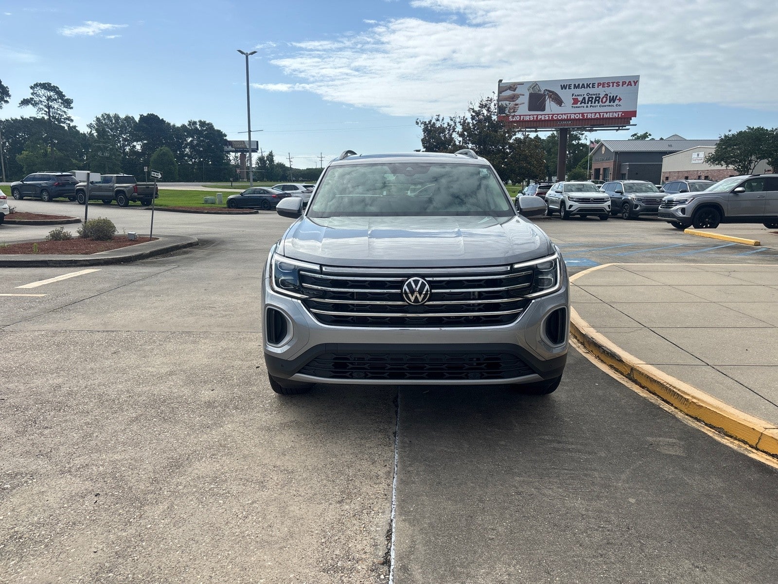 2026 Volkswagen Atlas 2.0T SE w/Technology