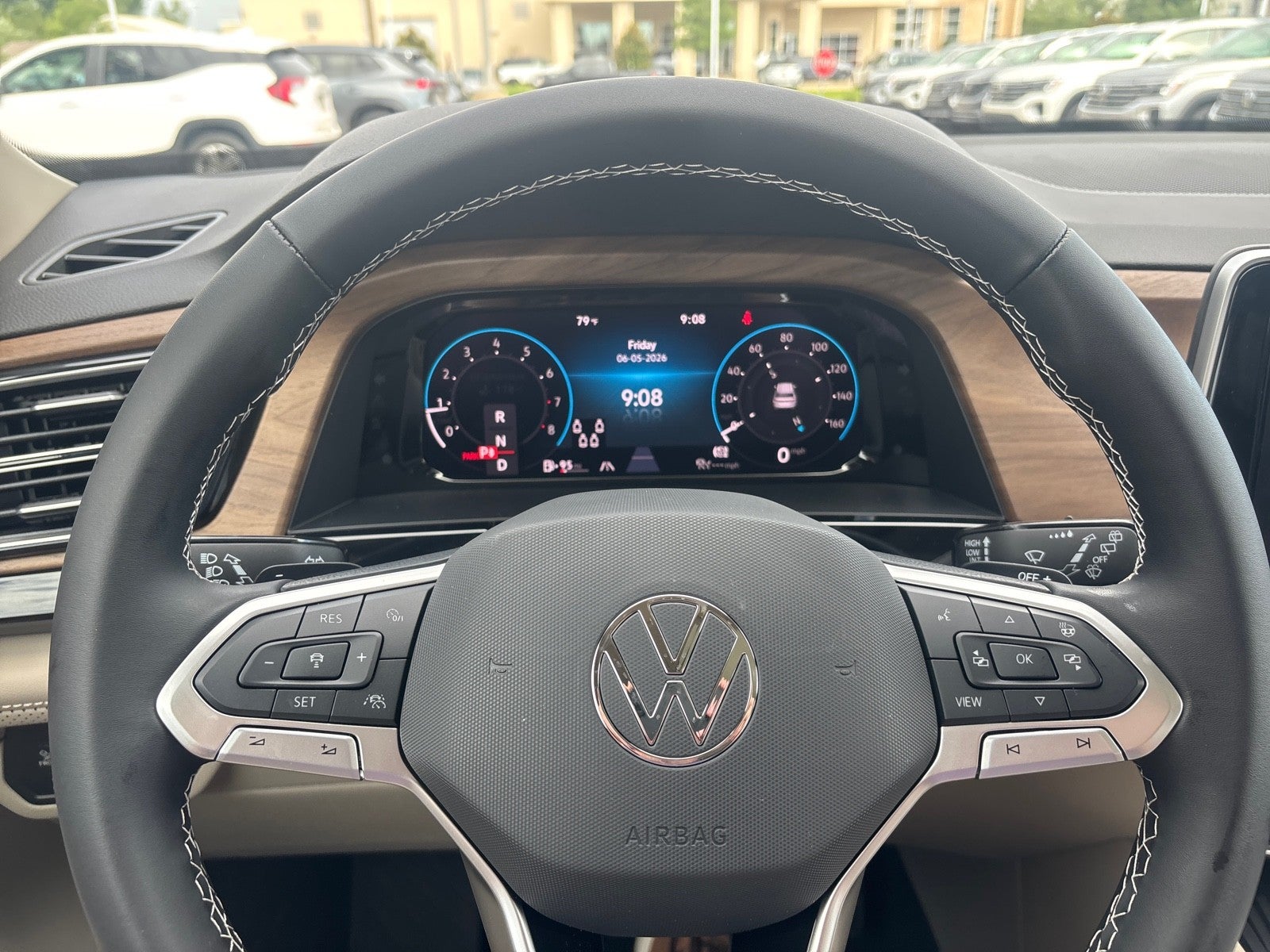 2026 Volkswagen Atlas 2.0T SE w/Technology