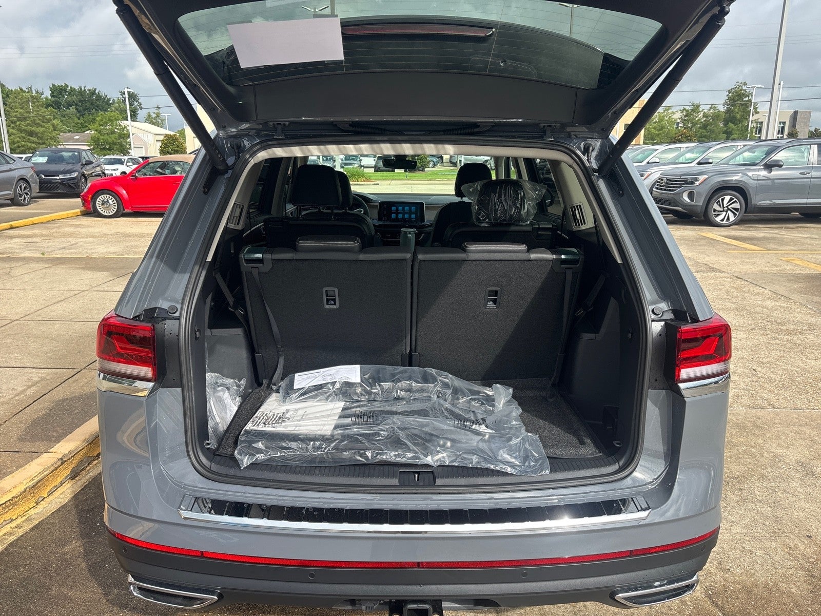 2026 Volkswagen Atlas 2.0T SE w/Technology