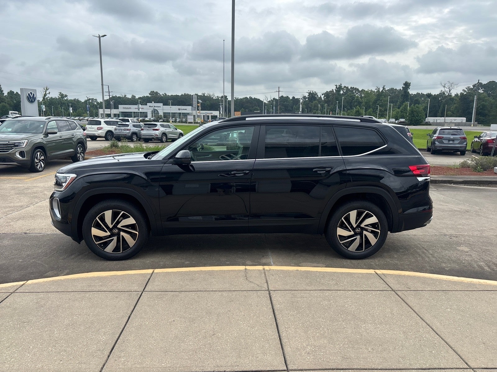 2026 Volkswagen Atlas 2.0T SE w/Technology