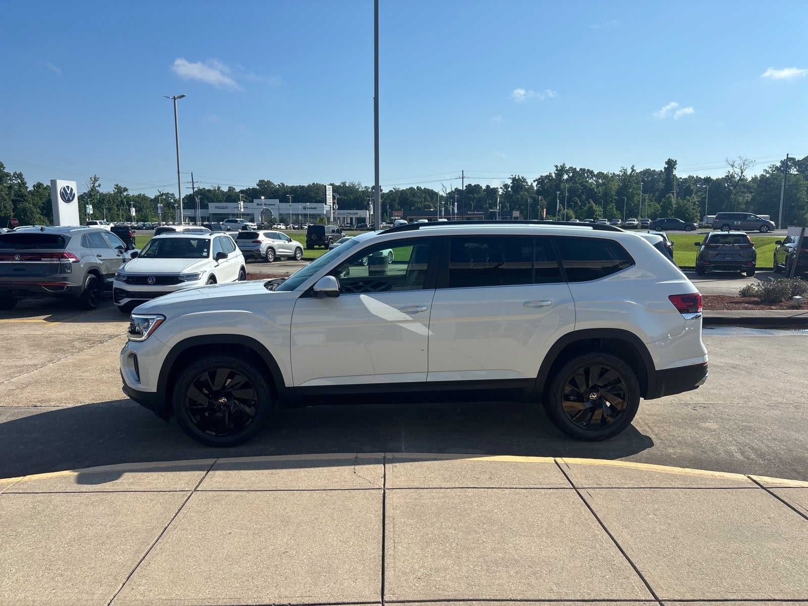 2026 Volkswagen Atlas 2.0T SE w/Technology