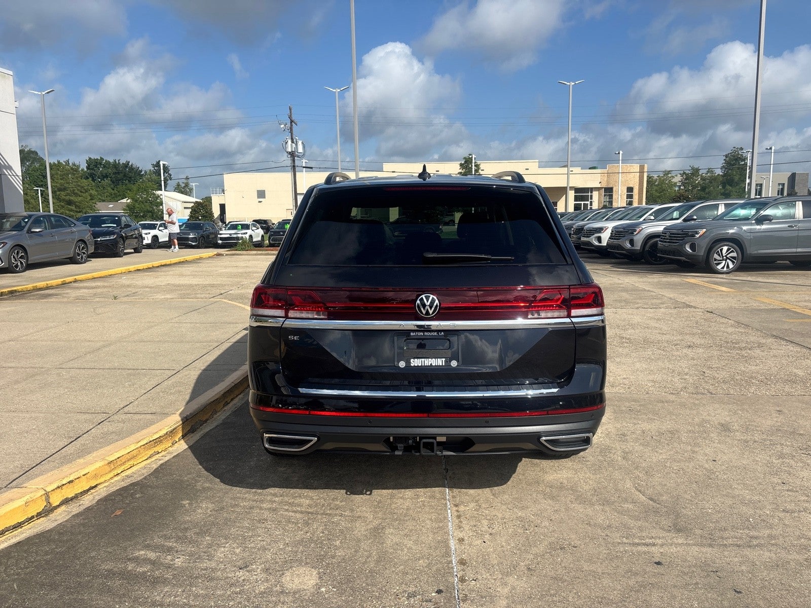 2026 Volkswagen Atlas 2.0T SE w/Technology