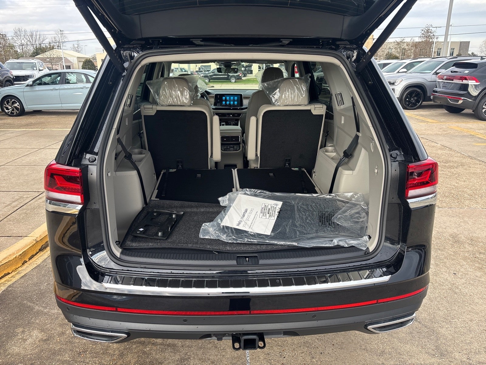 2026 Volkswagen Atlas 2.0T SE w/Technology