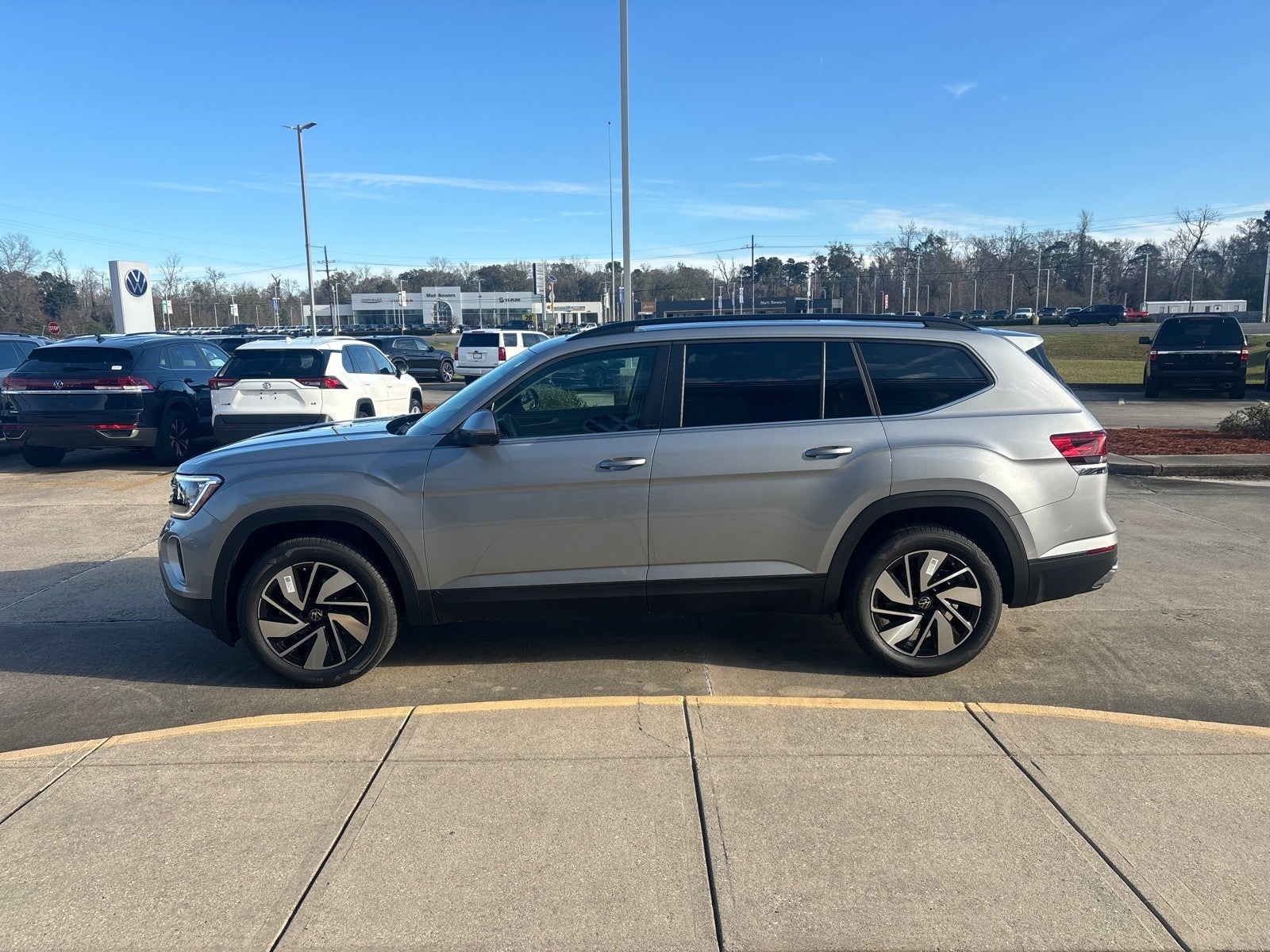 2026 Volkswagen Atlas 2.0T SE w/Technology